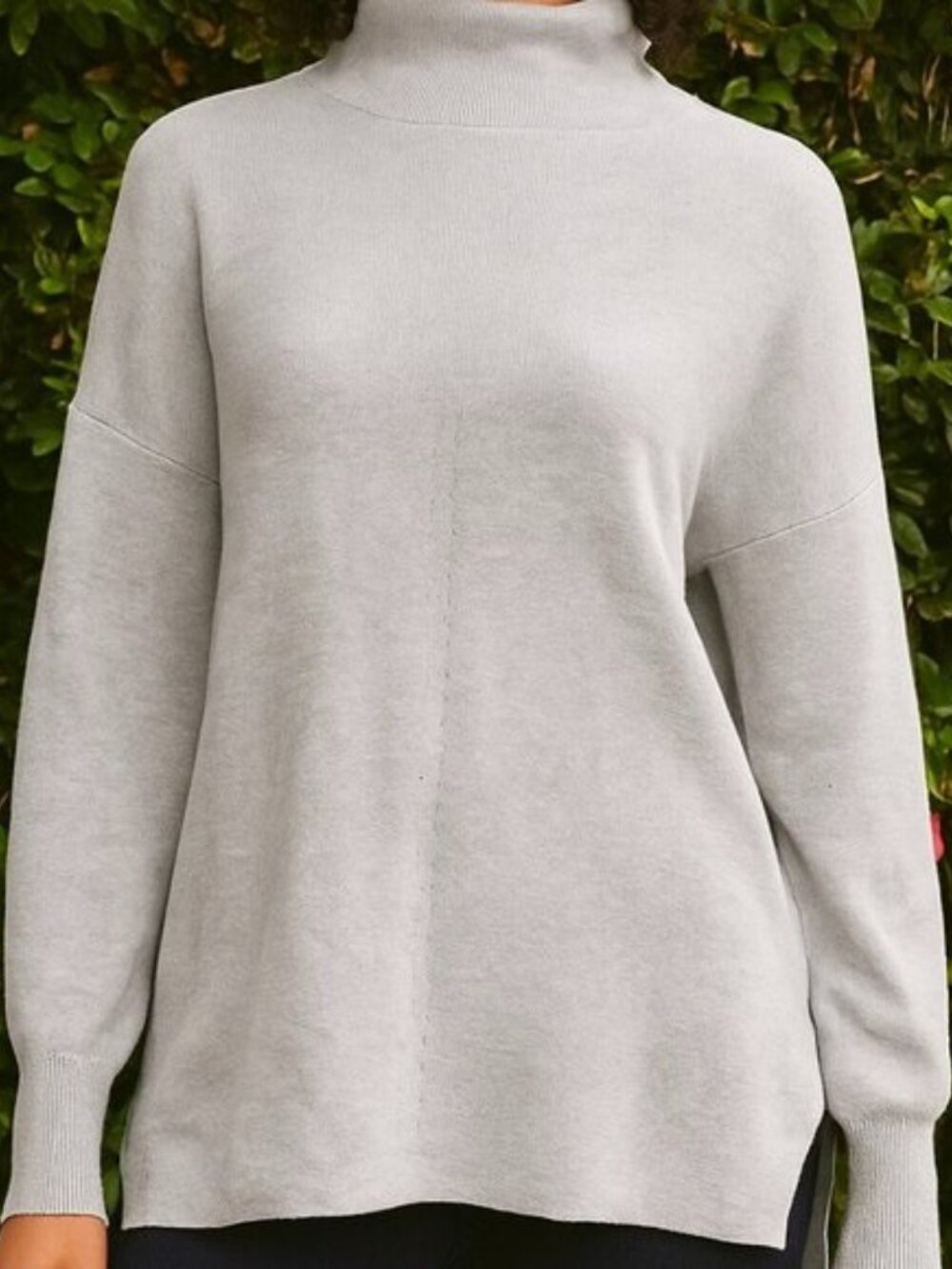Banana Republic Outlet Turtleneck Sweater Hi-Lo Side Slits Size Medium